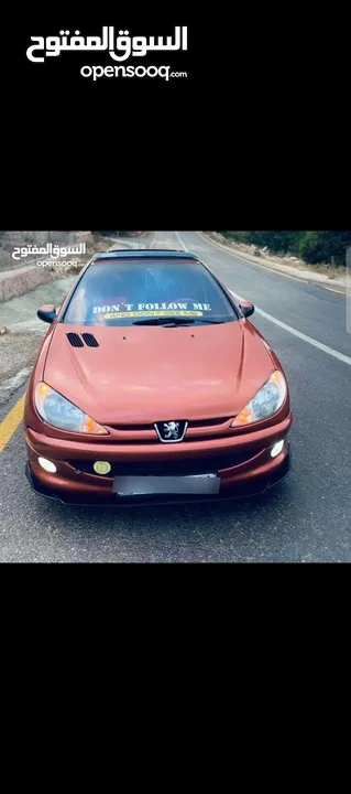 سياره بيجو نظيفه للبيع