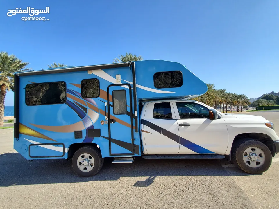 Toyota Tundra 4x4 Caravan Motorhome Toyhauler. كرفان تويوتا تندرا 4x4