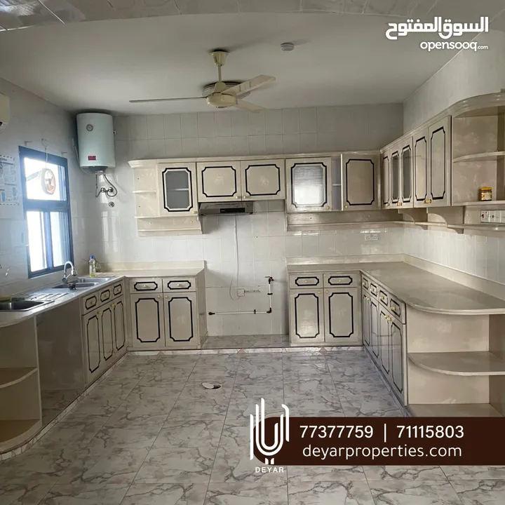 Spacious 5+ villa in al Qurum.