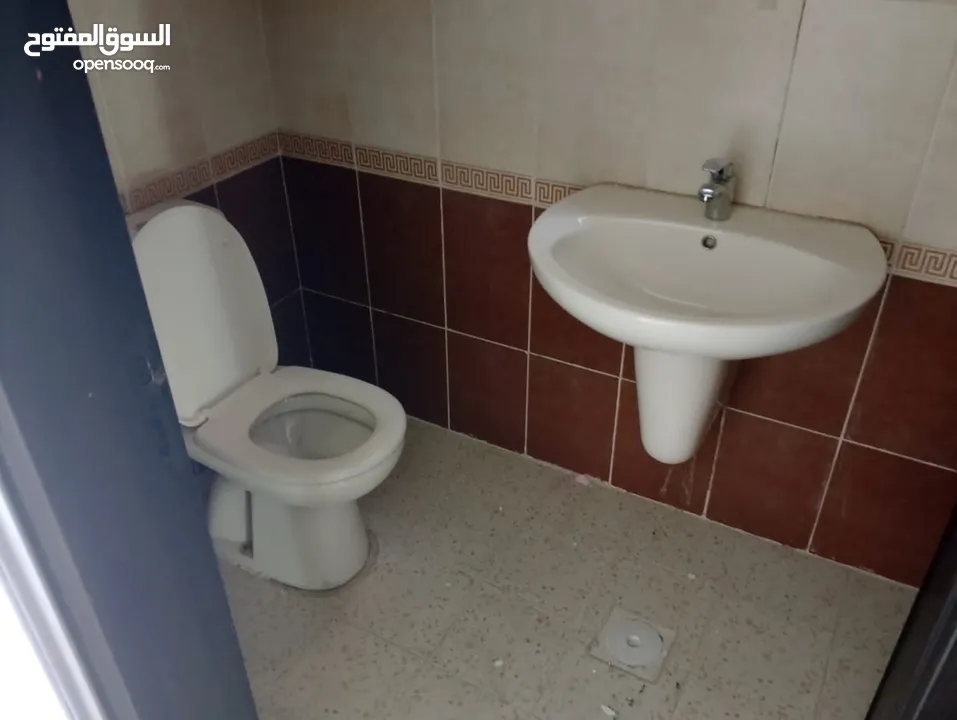 سعر لقطه تلاع علي 2 نوم قرب الجامعه و الخدمات