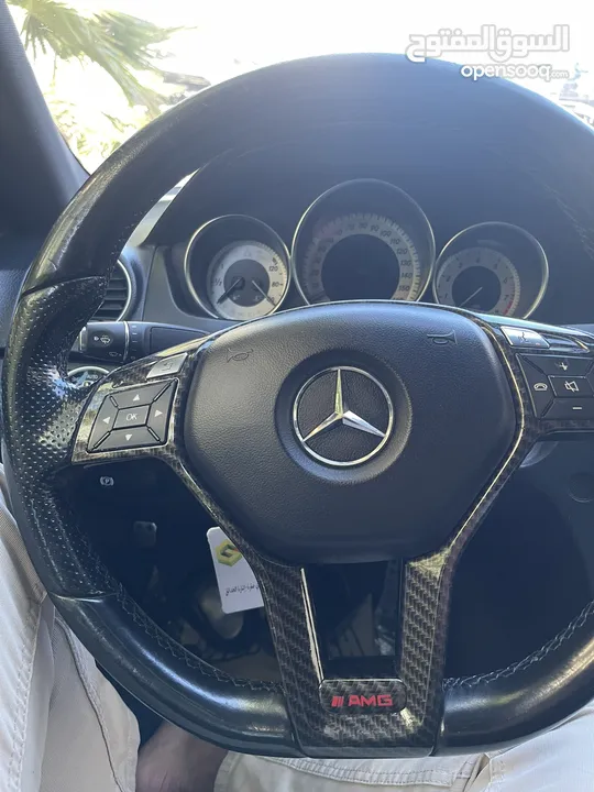 مرسيدس c250 مميزة للبيع لون اسود بلاك اديشن اصلي