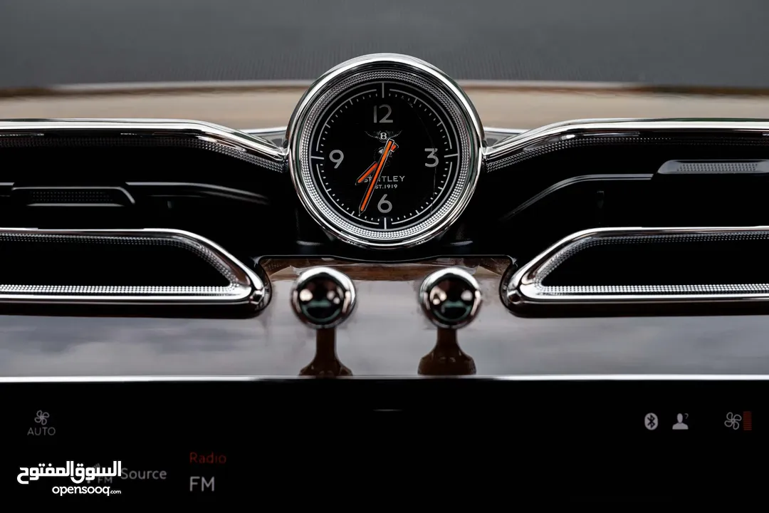 Bentley Bentayga V8