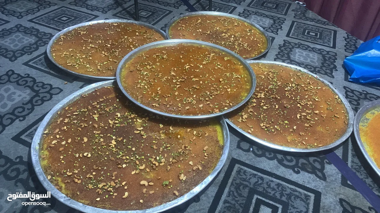 كنافة نابلسية اصيلة بالسمن البلدي الاصلي والجبنة العرقاوية الغنية عن التعريف