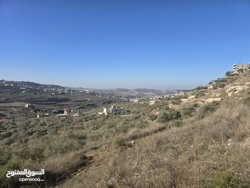ارض للبيع اجنسنيا