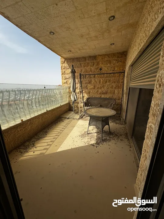 Luxury apartment three bedroom All en-suite have heating and cooling central AC,Electric abajour.