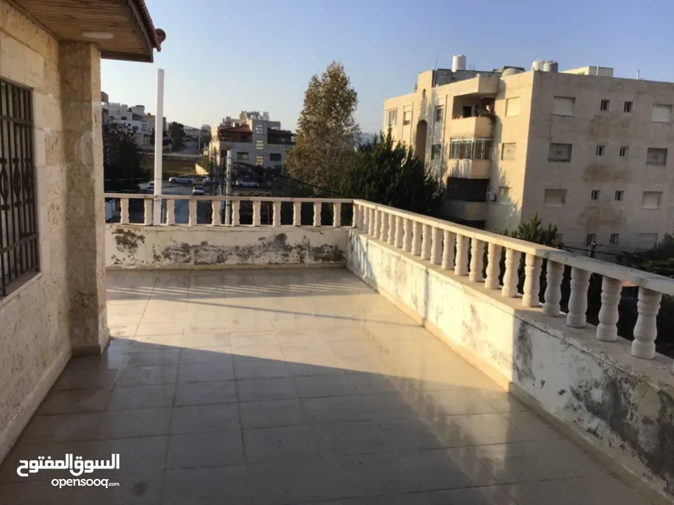 المكان بلحصن