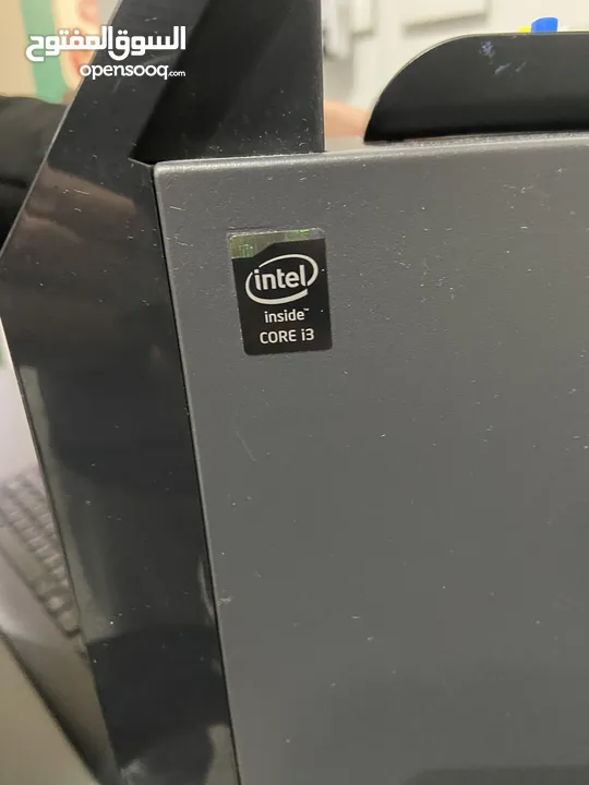 كمبيوتر Lenovo للبيع استخدام قليل