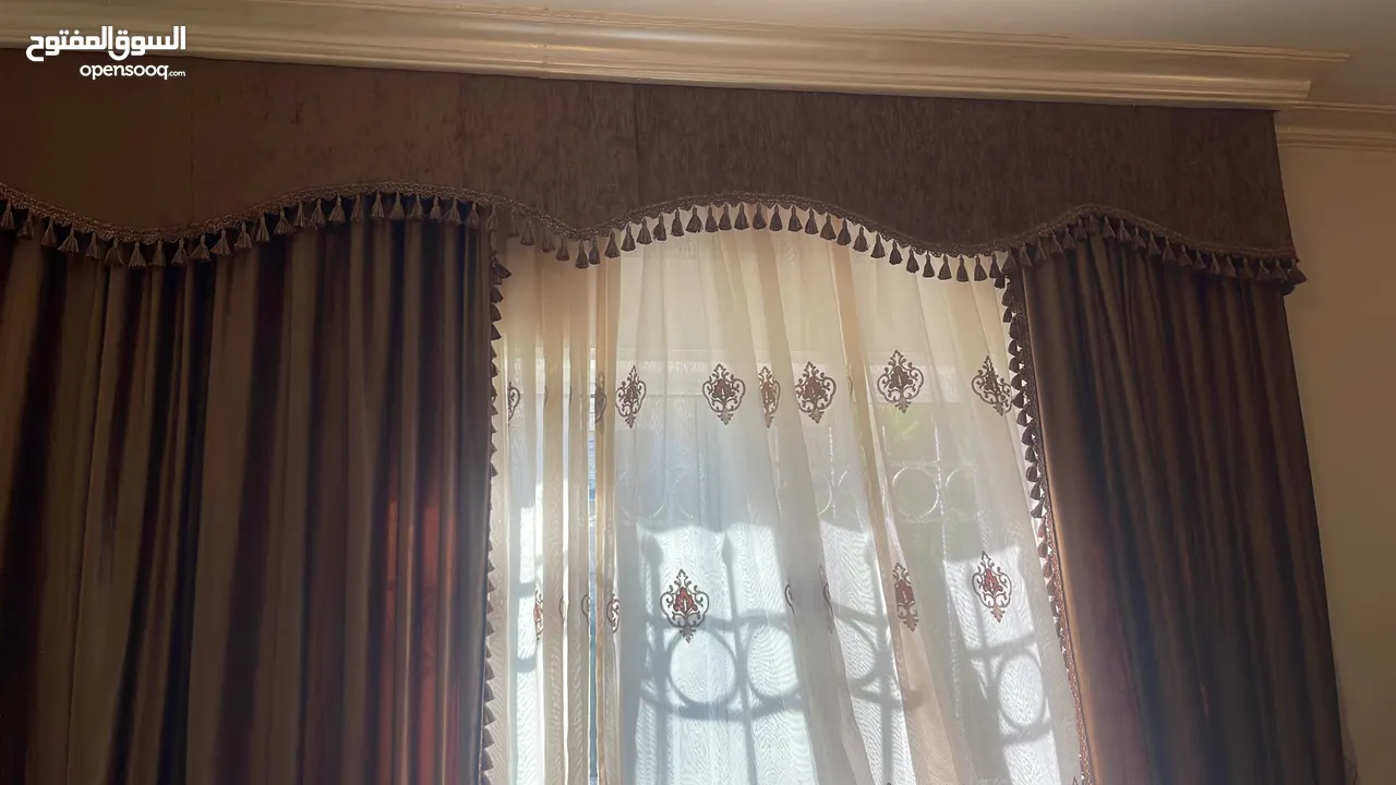 ستائر / برادي غرفة ضيوف