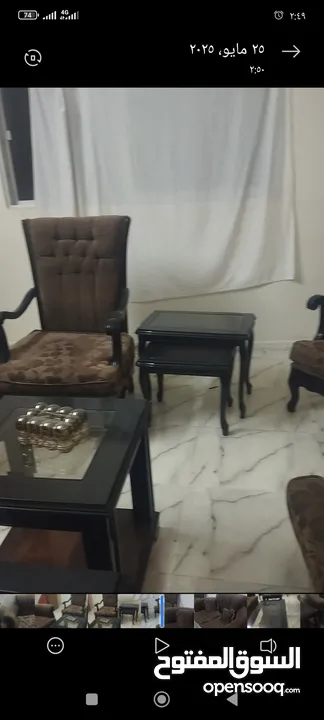 كنب غرفة ضيوف مع اسكملات لاتيه قوي جدا