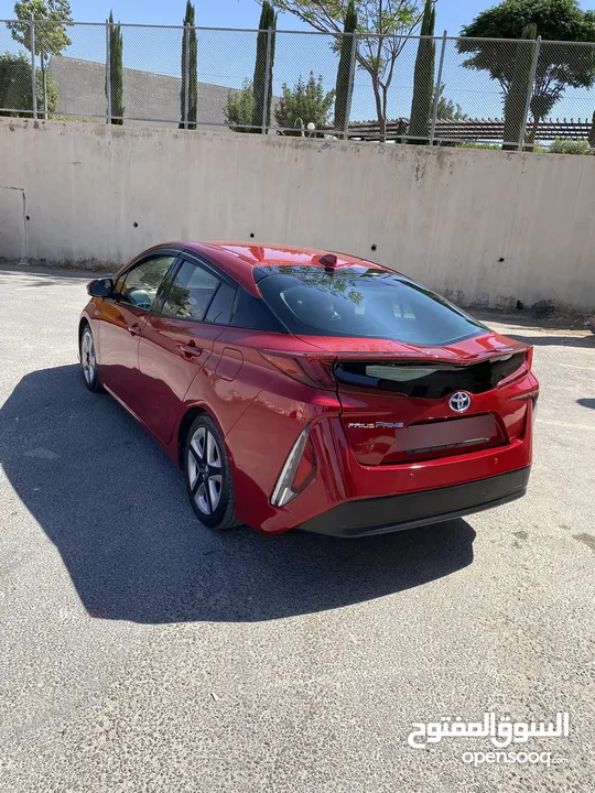 Toyota Prius prime plug-in Hybrid موديل 2017 بطارية ليثيوم فل كامل اعلى صنف