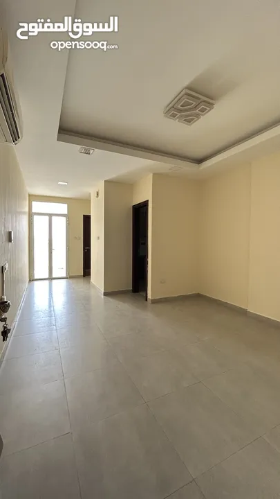 1 BHK Flat for Rent in Gubra North - شقة للايجار في الغبرة الشمالية