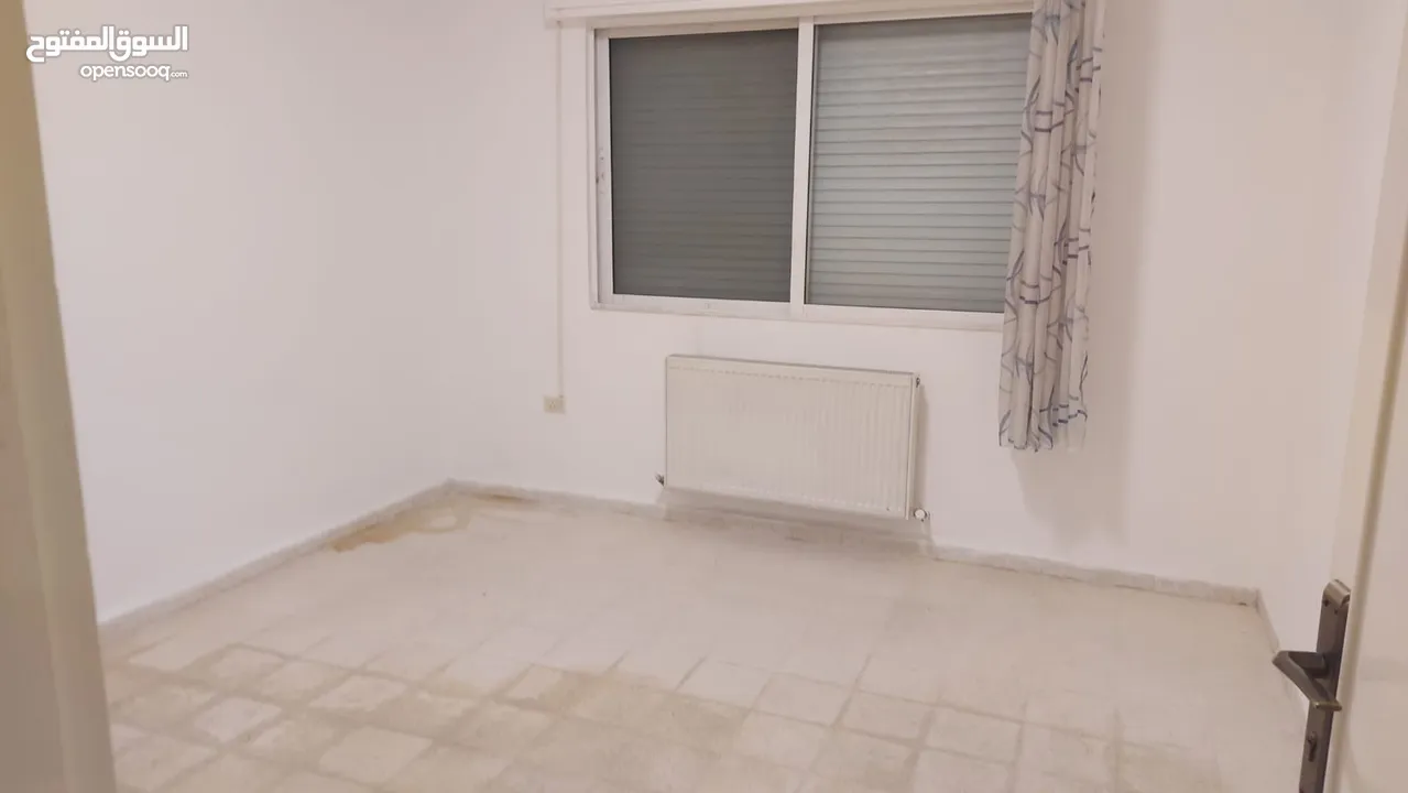 شقة نصف مفروشة للايجار في دير غبار ref : 14239