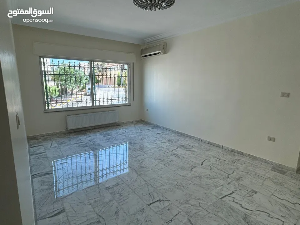 شقة ارضية مميزة للبيع في عرجان المدينة الرياضية من المالك مباشرة