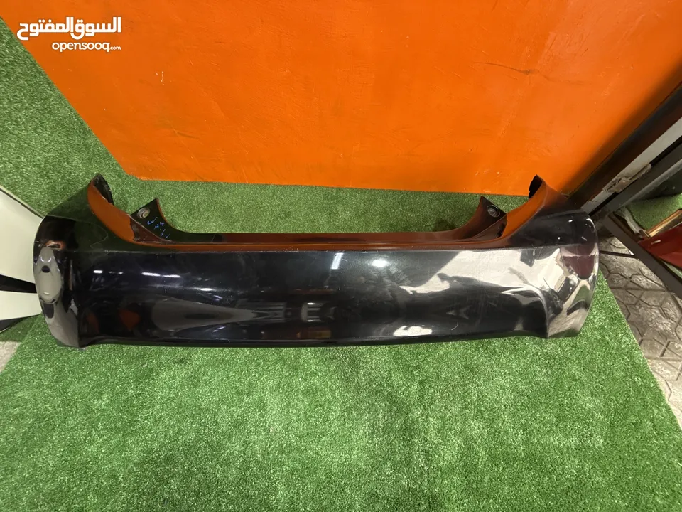 طمبون خلفي بريوس سي2012-2014  مستعمل اصلي ياباني بحالة جيده موضوح بصور  Toyota Prius c2012-2014