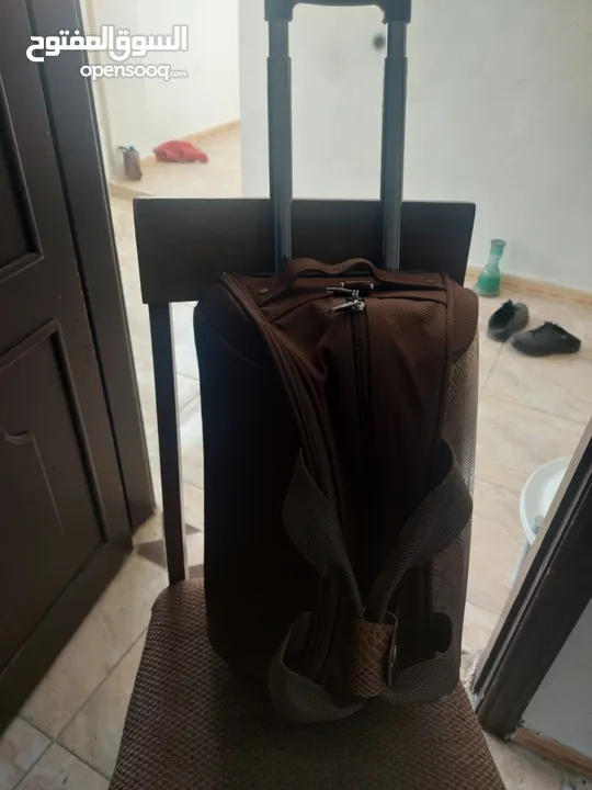 حقائب ماركات عالمية للبيع المستعجل استعمال خفيف
