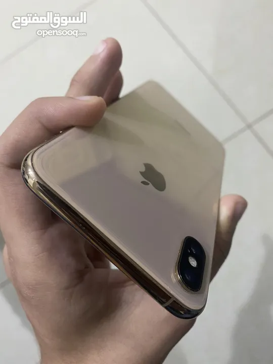 للبيع بسعر ممتاز iphone xs max 256 GB