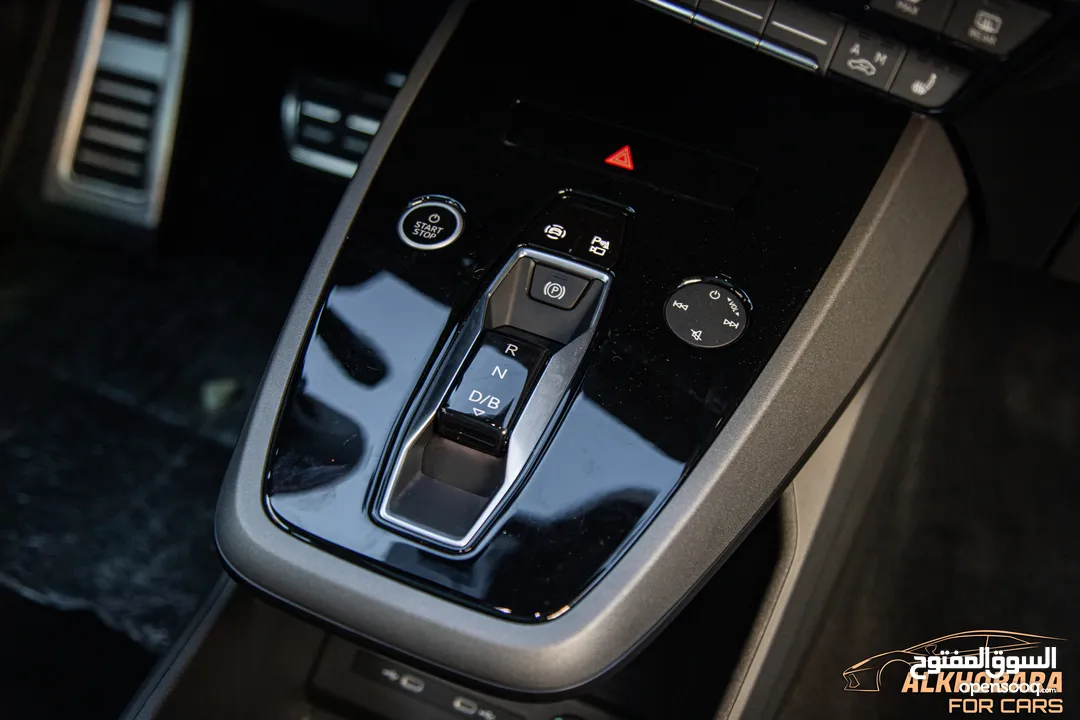 Audi Q5 2022 40 E-tron Quattro   يمكن التمويل