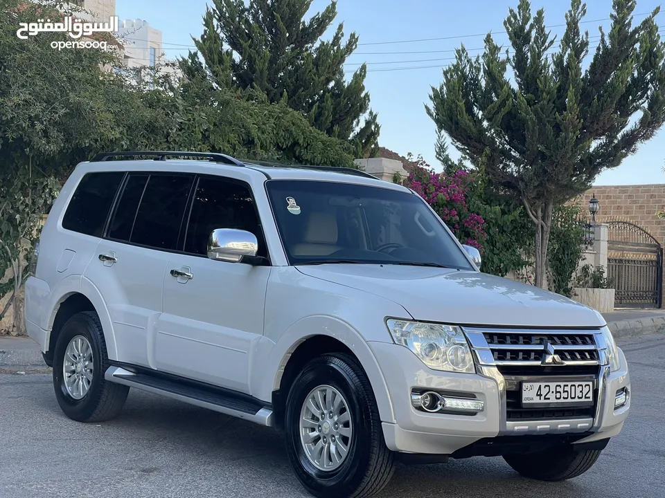 ميتسوبيشي باجيرو 2015 وارد الشركة