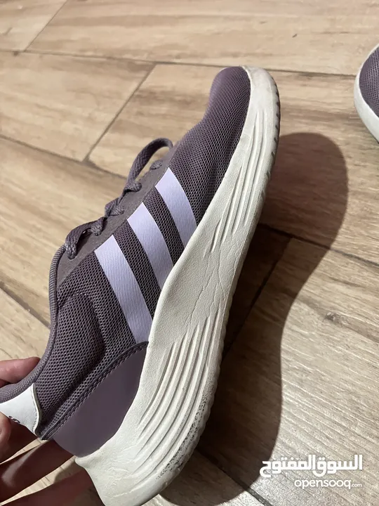 A good find!! Sporty light purple adidas shoes size 38.حذاء رياضي أديداس بنفسجي فاتح مقاس 38.