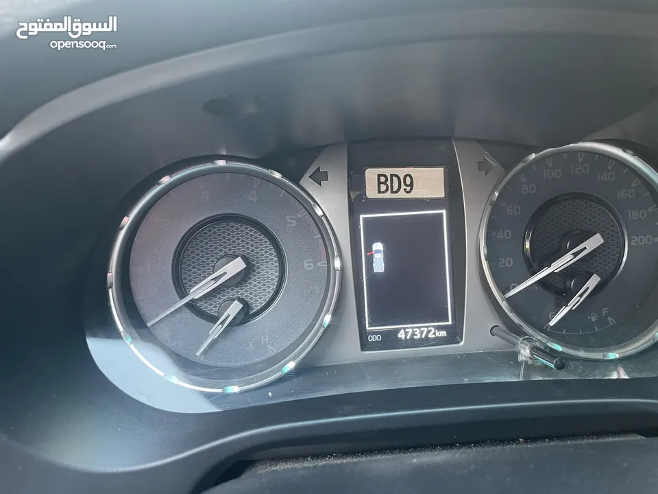 غرفة هايلوكس مركزي 2023
