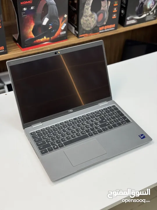 لابتوب قوي للمحترفين Dell Precision 3561 بمعالج i9 وشاشة لمس توصيل سريع
