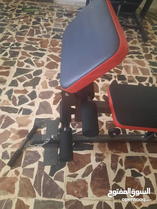 جهاز هوم جيم بحالة الوكاله استعمال خفيف 75 كيلو للبيع موجود بالسلط