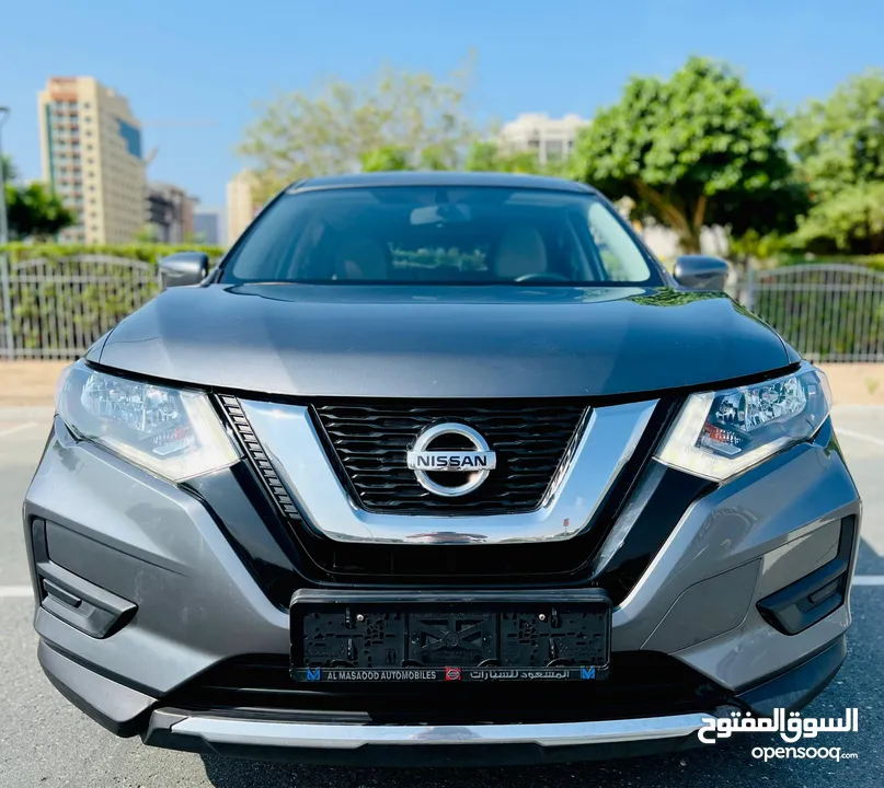 A Well Maintained NISSAN XTRAIL 2020 GREY 2.5L GCC