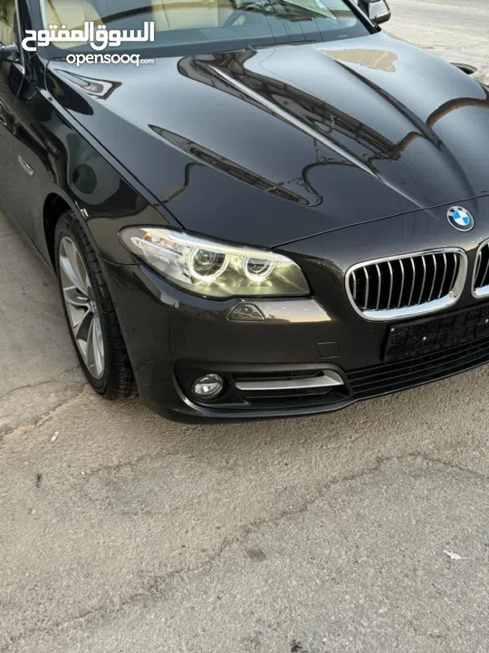 BMW 528i - 2016 (Platinum Edition)