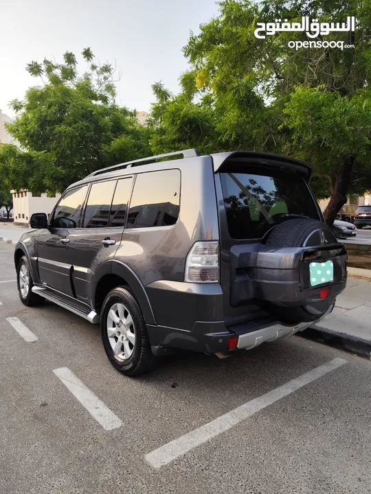 Mitsubishi Pajero 2012