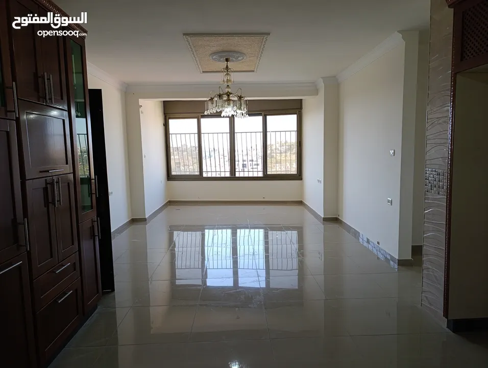 شقة في المصايف 150 متر صافي 3 غرف من المالك مباشرة (عمارة تل المصايف - طابق ثالث)