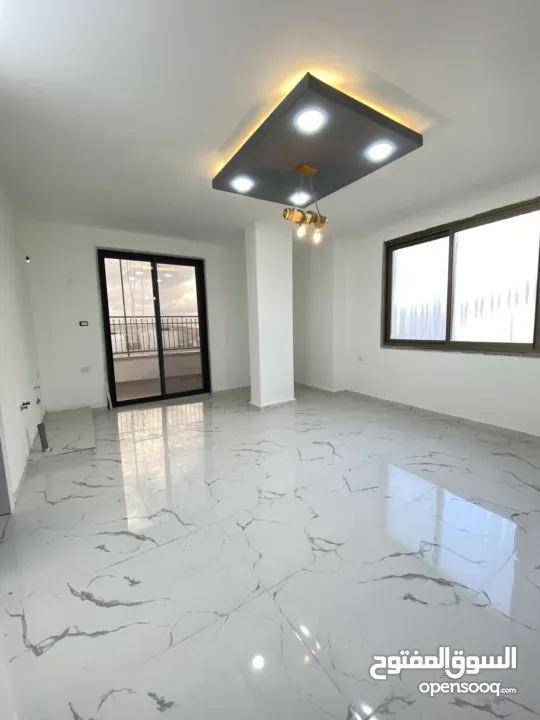 روف للبيع مقابل الأكاديميه مباشره