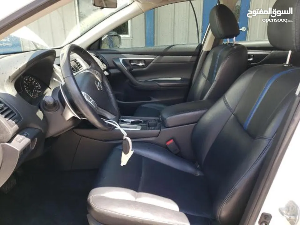 Nissan altima SR 2018 black edition