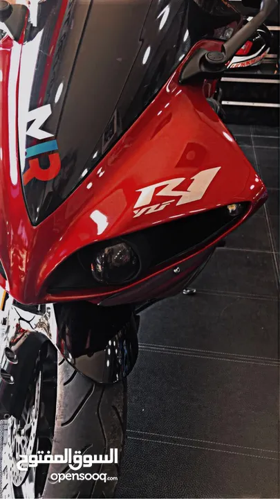 للبيع او للبدل على سيارة  yamaha R1