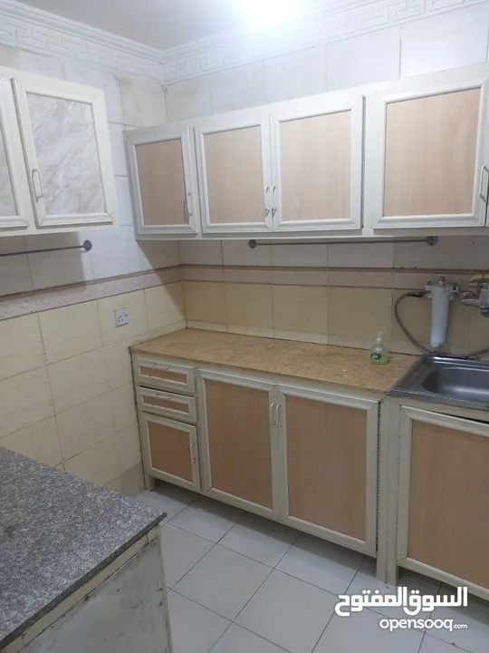 Three-room apartment.  In Salmiya. Preferably Indian