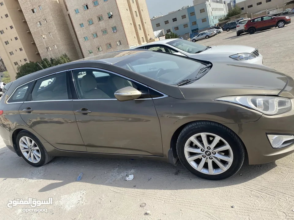 هيونداي i40 للبيع