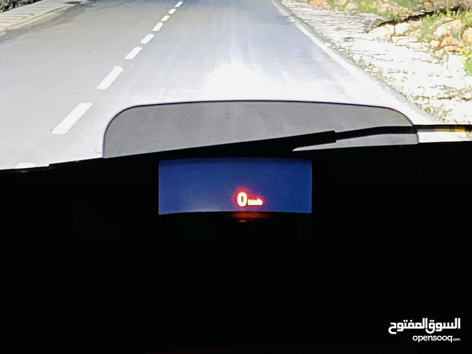 سيارة مميزة جداً، مُلفته للنظر،في رام الله BMW 218d 2017 , 7ركاب، محرك ديزل،2000 تيربو، اقتصادية