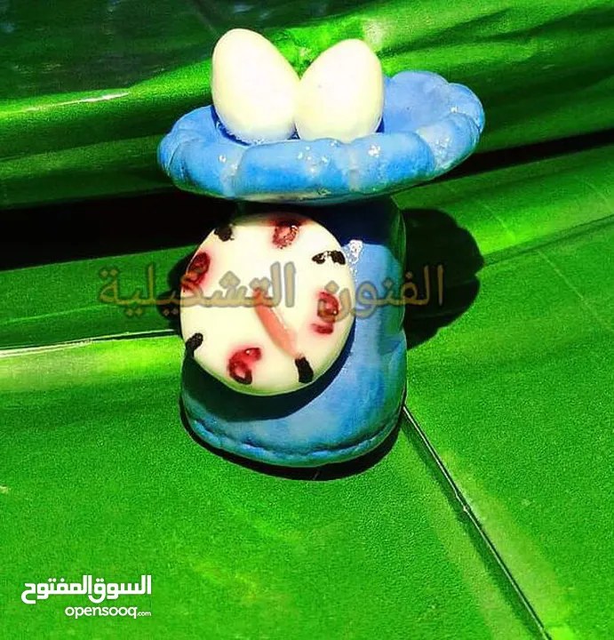 مجسم بيت خشبي"عمل يدوي"من الصلصال / المعجون مع عرباية من الخشب عرض خاص فقط 25 دينار بدلاً من 50دينار
