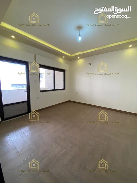 شقة جديدة - لم تسكن - ضاحية الرشيد - 4نوم 2ماستر - 350م - بلكونات بإطلالة مميزة