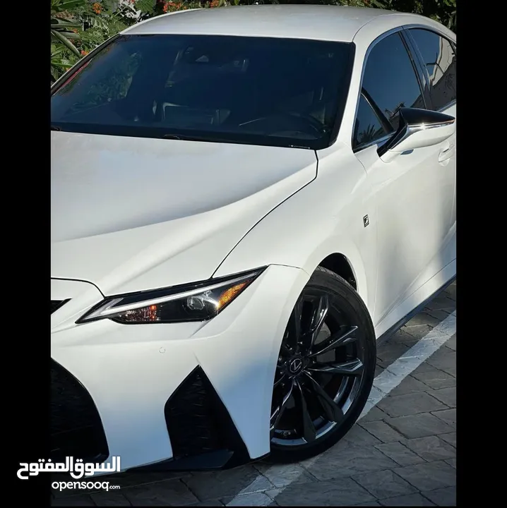 لكزس IS350 Fsport 2021 نظيف جدا