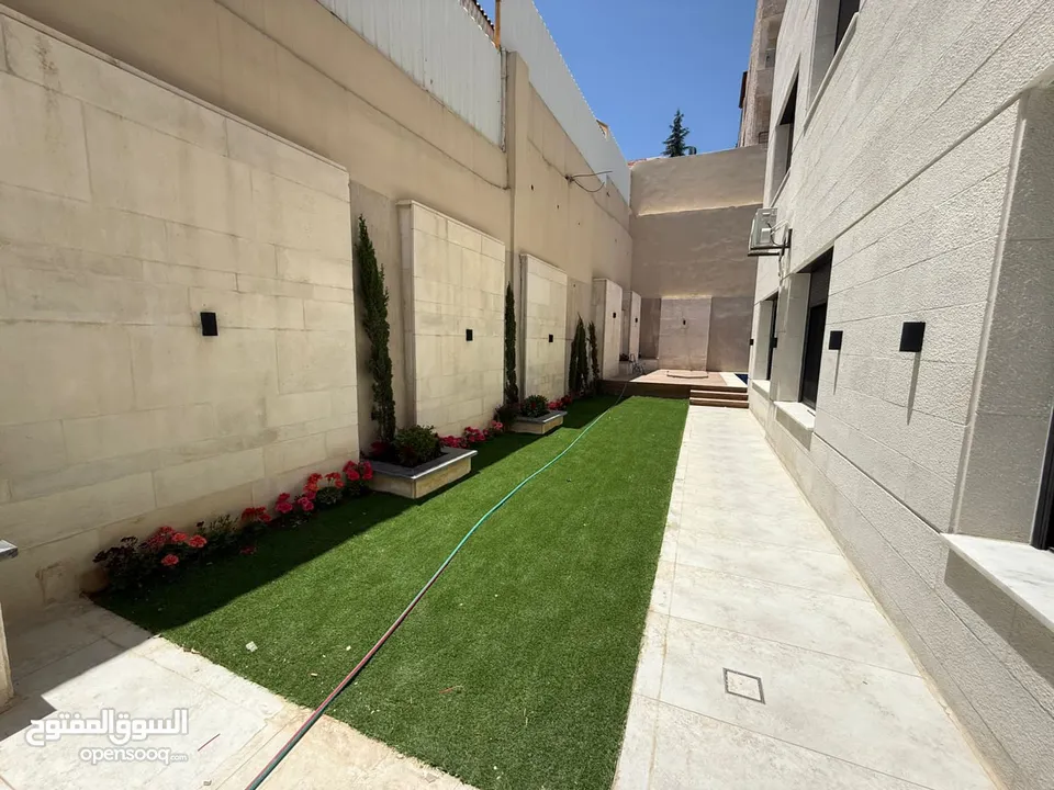 شقة شبه مفروشة للإيجار في عبدون ( Property 38508 )-175064043