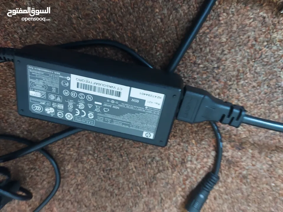 compaq laptop لابتوب كومباك معطل يصلح للقطع شاشه شغاله فريم ممتاز 2 جيجا رام مع شاحن