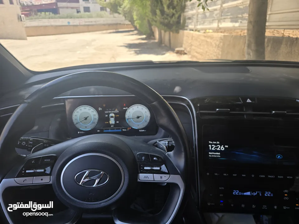 للبيع جيب توسان 2021 بنزين دفع رباعي الدفع نقدا فقط