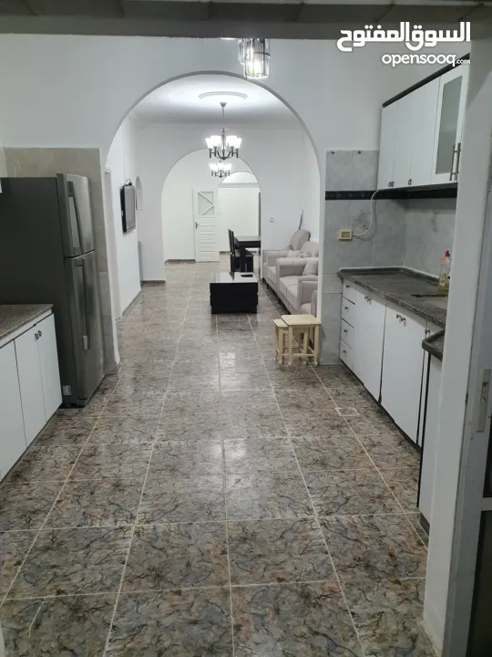 شقه مفروشه 160متر للايجار ط1