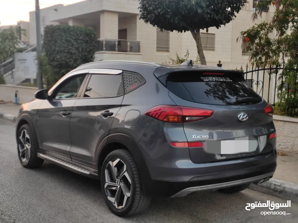 هونداي توسان فل اضافات ماعدا الفتحة