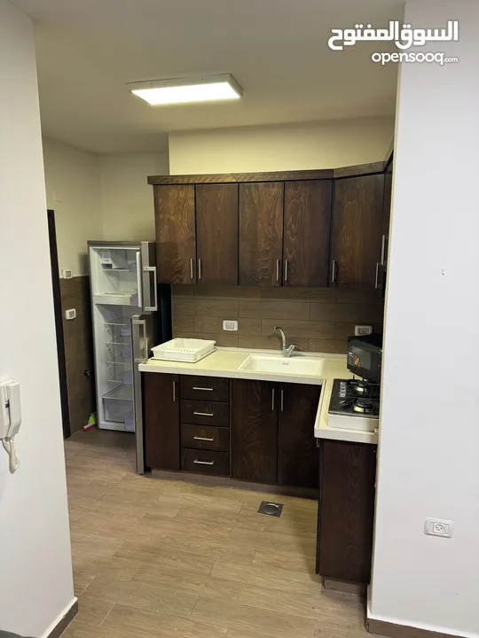 ستوديو بحالة ممتازه مع المالك مباشرة