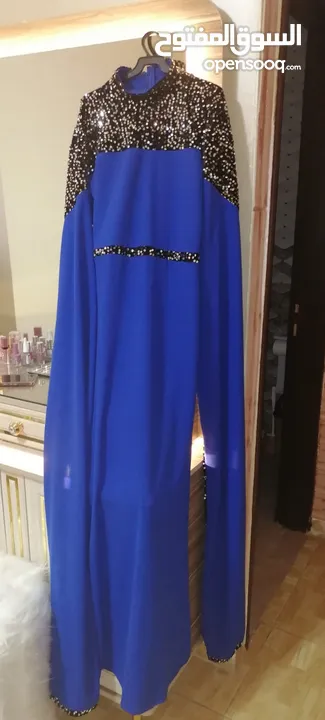فساتين سهره للبيع بحاله النظيف