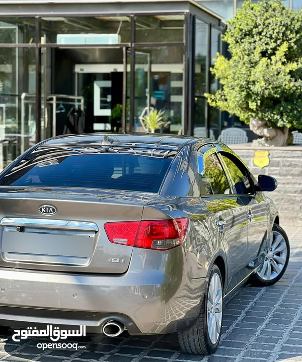 فحص كامل مميزة KIA FORTE 2010بريموم