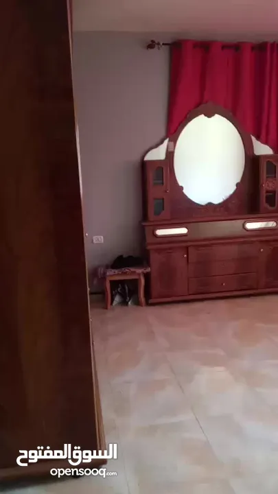 غرفة في سكن مشترك