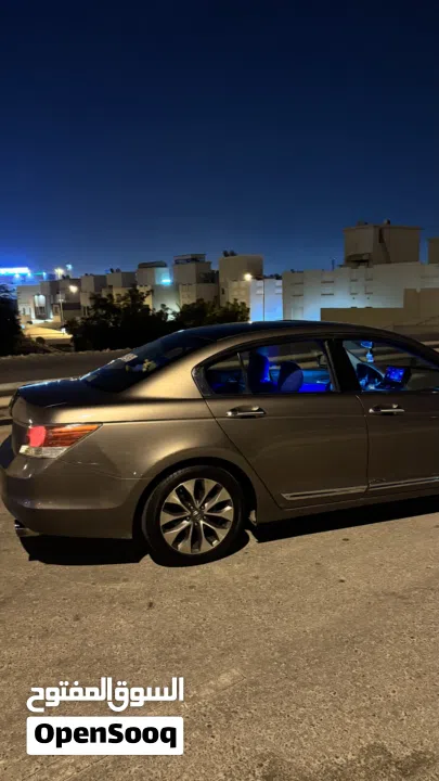 Honda accord 2009 v4 full option