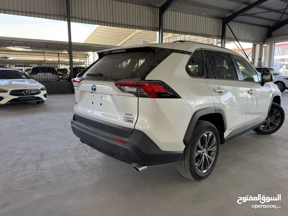 Toyota Rav4 2023 XLE Premium